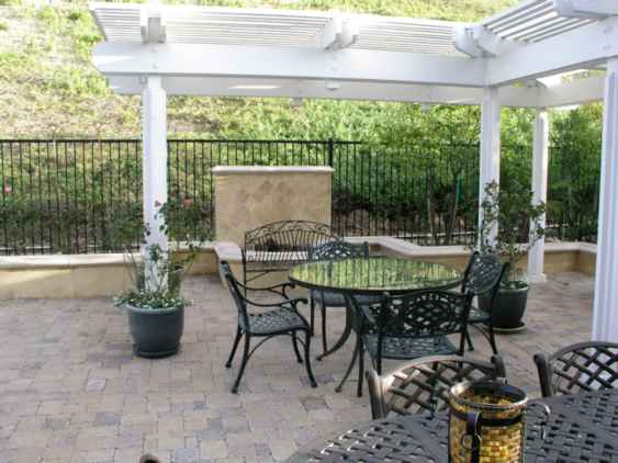 Outdoor Living Spaces 07